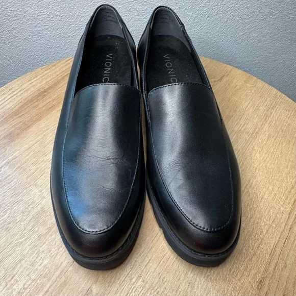 Vionic Kensley Slip-on Loafer - Picture 2 of 10